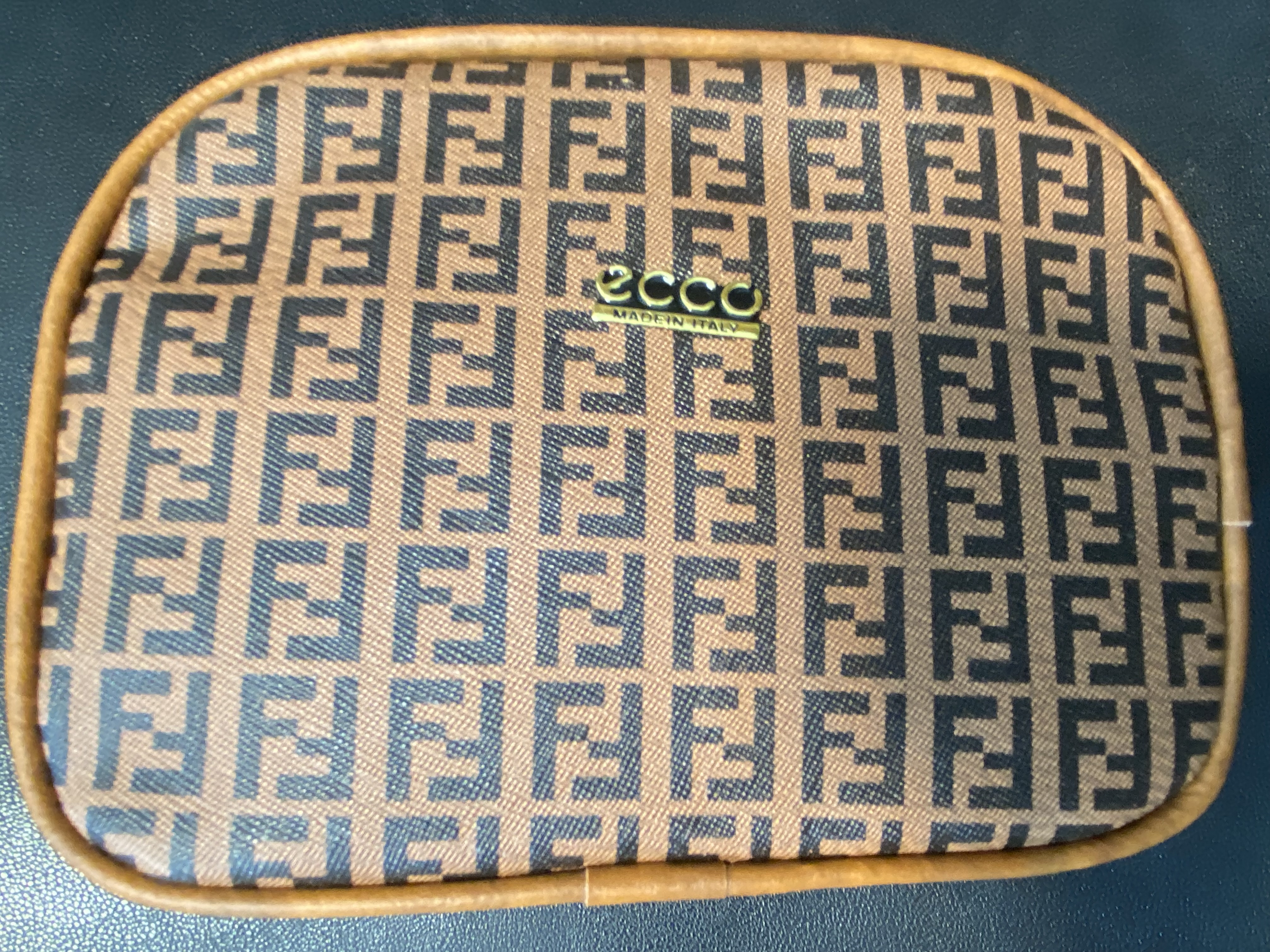 کیف fendi قهوه ای‌‌ روشن